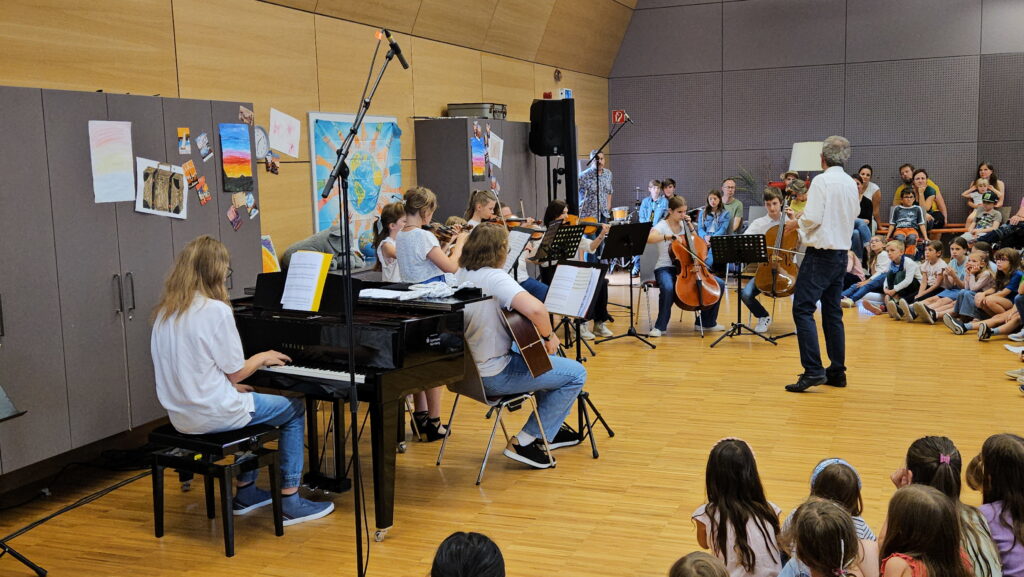 Das Jugendorchester VivaStrings macht Musik