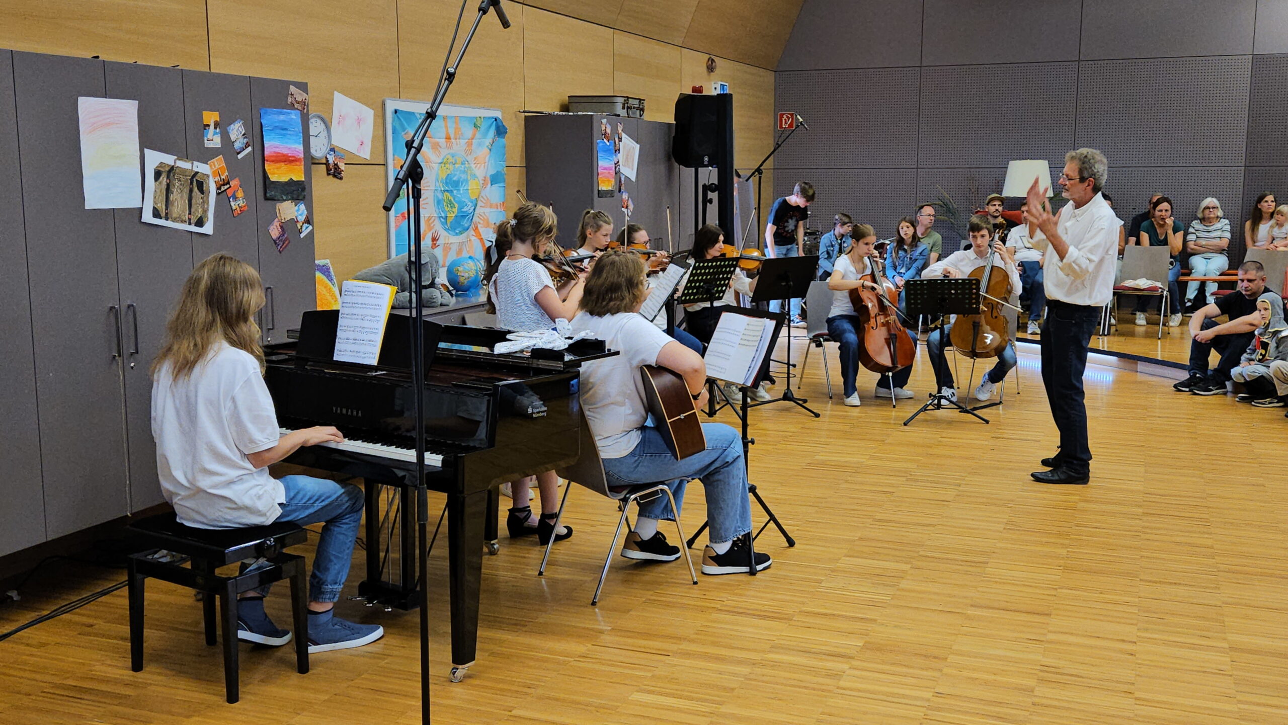 Bildergalerie Auftritt von Viva Strings am Sommerfest des MusikForums