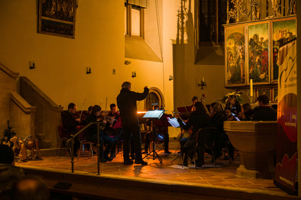 Die Musiker in der wunderschönen Kirche.